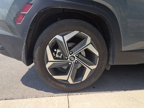 Certified 2024 Hyundai Tucson SEL w/ Convenience Package FWD image 4