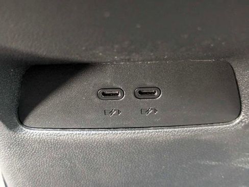 New 2026 Chevrolet Equinox RS w/ Convenience Package III FWD image 17