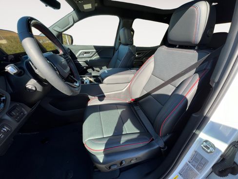 New 2024 Chevrolet Silverado EV RST image 10