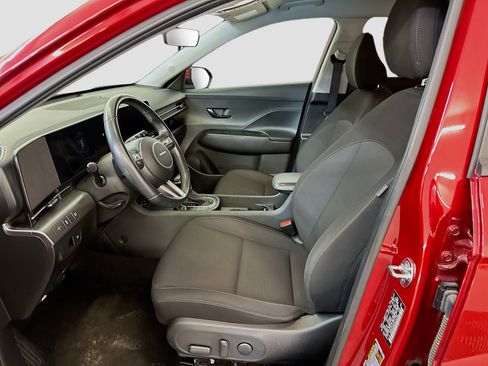 Used 2024 Hyundai Kona SEL image 13