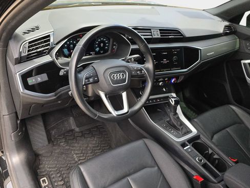Used 2024 Audi Q3 2.0T Premium w/ Convenience Package AWD/4WD image 19