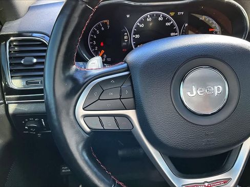 Used 2020 Jeep Grand Cherokee Trailhawk w/ Trailhawk Luxury Group AWD/4WD image 25