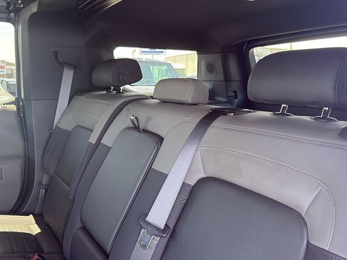 Used 2025 GMC Hummer EV 2X AWD/4WD image 35