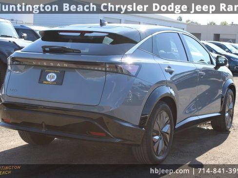 Used 2025 Nissan Ariya FWD image 5