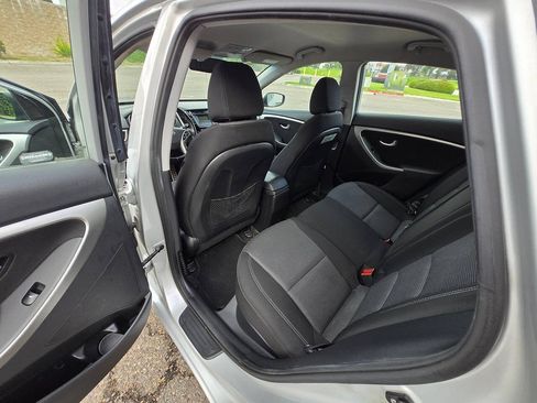 Used 2013 Hyundai Elantra GT w/ Touch & Go Pkg FWD image 22