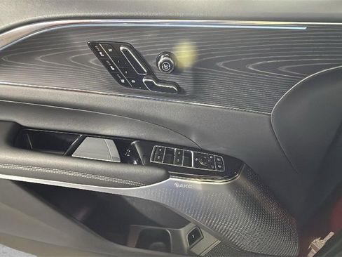 Used 2024 Cadillac Lyriq Luxury w/ LPO, Floor Liner Package image 37