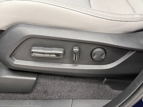 New 2025 Honda Pilot Touring image 22