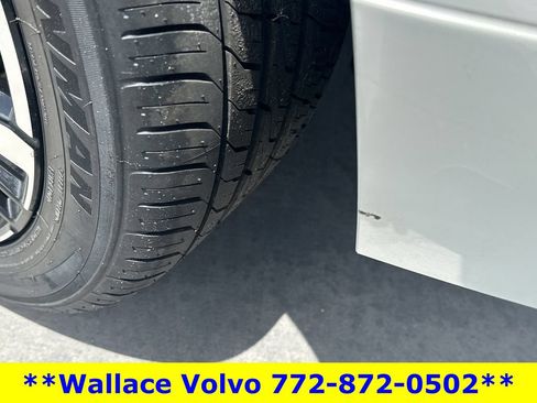 Used 2024 Volvo XC60 B5 Plus w/ Protection Package Premier AWD/4WD image 12