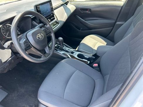 Used 2022 Toyota Corolla LE FWD image 14