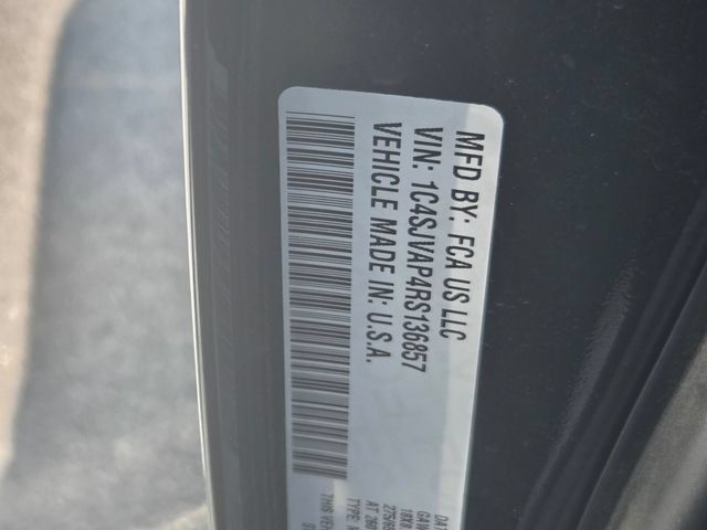 Used 2024 Jeep Wagoneer 4WD image 9
