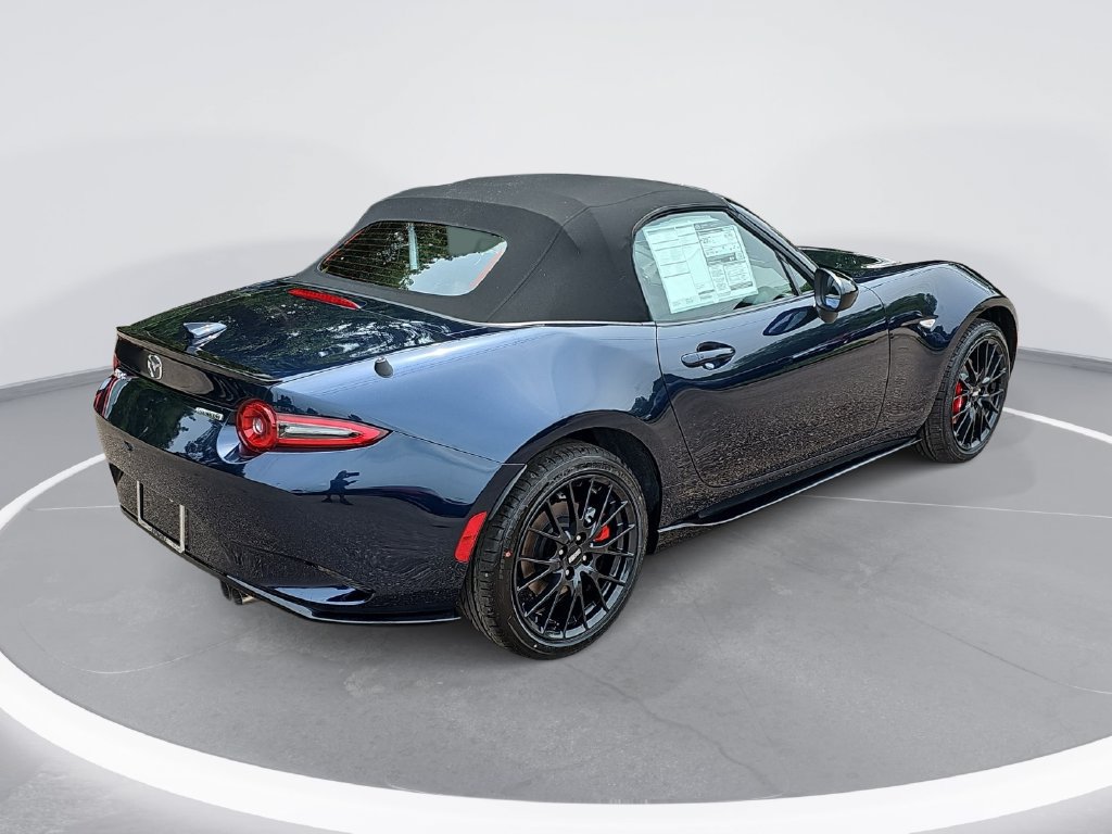New 2026 MAZDA MX-5 Miata Club w/ Interior Package RWD image 5