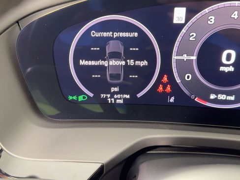 Used 2026 Porsche Panamera image 19