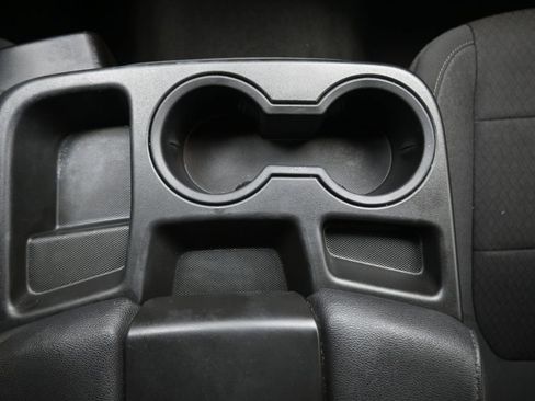 Used 2022 Chevrolet Silverado 1500 Custom image 9