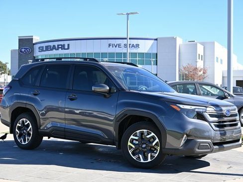 New 2025 Subaru Forester Premium image 1