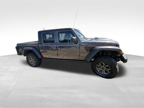 Used 2024 Jeep Gladiator Mojave w/ Technology Group AWD/4WD image 20