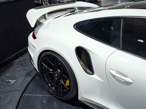 Used 2018 Porsche 911 Turbo S image 27