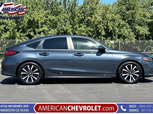 Used 2024 Honda Civic EX-L image 3