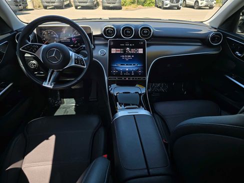 Used 2025 Mercedes-Benz C 300 Sedan image 20