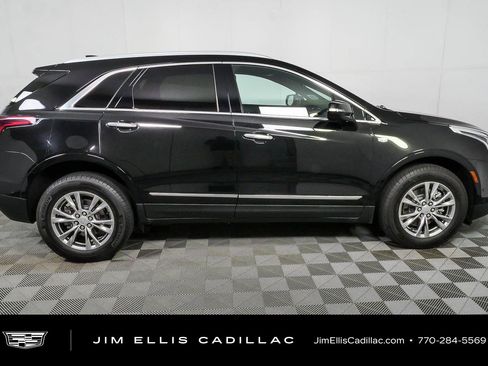 Certified 2023 Cadillac XT5 Premium Luxury w/ Technology Package FWD image 2