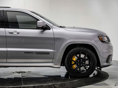 Used 2018 Jeep Grand Cherokee Trackhawk image 21