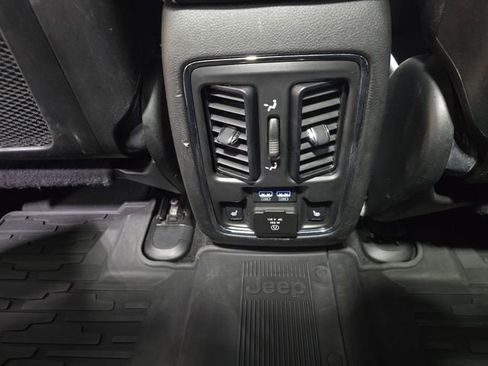 Used 2021 Jeep Grand Cherokee Limited w/ Quick Order Package 28K 80th AWD/4WD image 25
