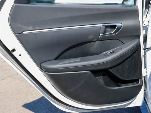New 2026 Hyundai Sonata SEL FWD image 9
