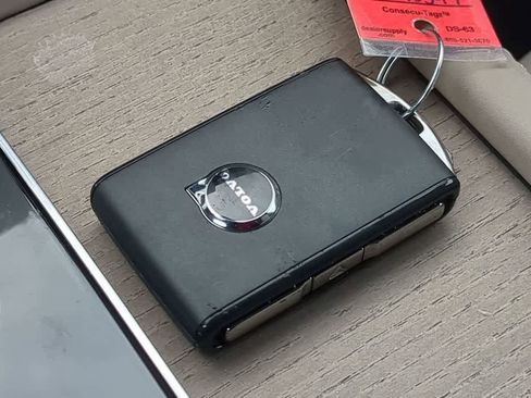 New 2026 Volvo XC90 B5 Plus image 32