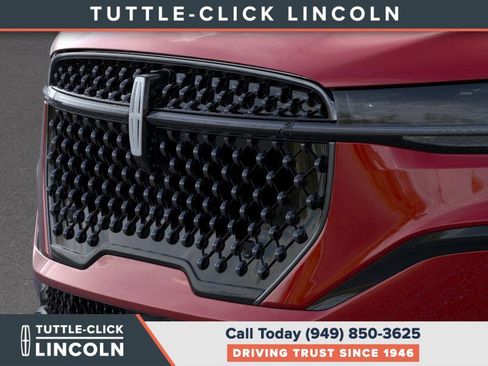 New 2026 Lincoln Nautilus Reserve w/ Jet Appearance Package image 17