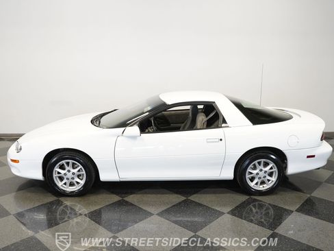 Used 2001 Chevrolet Camaro Z28 w/ Preferred Equipment Group image 10