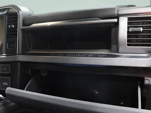 Used 2025 Ford F450 Platinum w/ FX4 Off-Road Package image 30