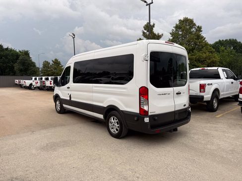 Used 2016 Ford Transit 350 XLT RWD image 4