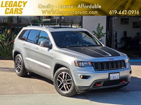 Used 2020 Jeep Grand Cherokee Trailhawk image 1