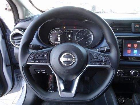 Used 2025 Nissan Versa SV w/ Trunk Package image 21