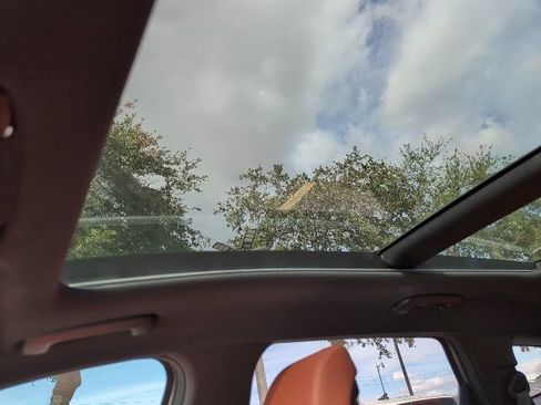 Used 2023 Kia Sportage SX image 20