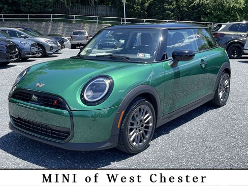 Used 2025 MINI Cooper S FWD image 1