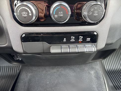 New 2026 RAM 1500 Tradesman AWD/4WD image 24