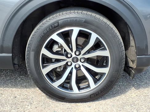 Certified 2023 Ford Explorer ST AWD/4WD image 10