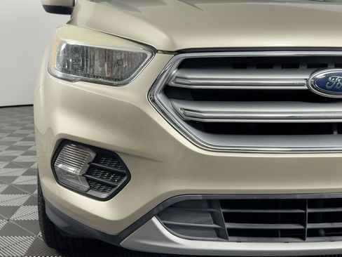 Used 2017 Ford Escape SE w/ SE Cold Weather Package image 11