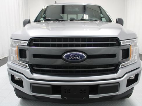 Used 2020 Ford F150 XLT w/ Equipment Group 302A Luxury AWD/4WD image 3