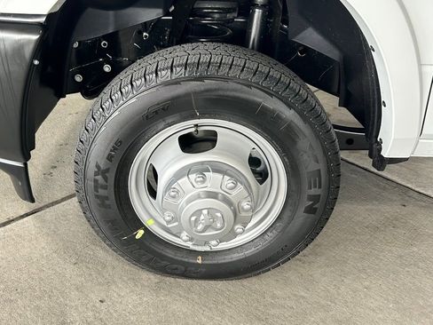 Used 2024 RAM 3500 Tradesman image 17