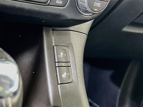 Used 2019 GMC Acadia SLT w/ LPO, Floor Liner Package AWD/4WD image 21