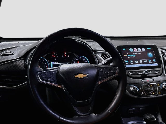 Used 2016 Chevrolet Malibu LT FWD image 19