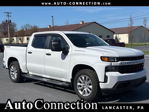 Used 2020 Chevrolet Silverado 1500 Custom w/ Custom Max Trailering Package image 1