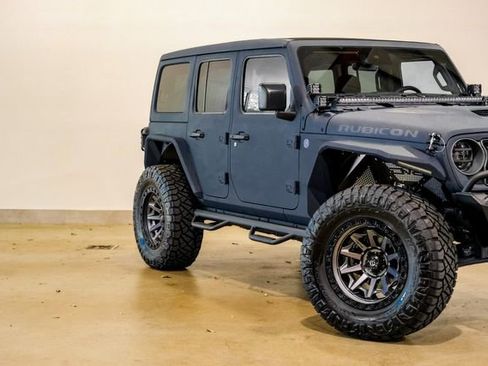 Used 2024 Jeep Wrangler Unlimited Rubicon w/ Technology Group image 10