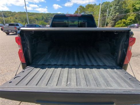 Certified 2022 Chevrolet Silverado 1500 High Country w/ High Country Premium Package image 26