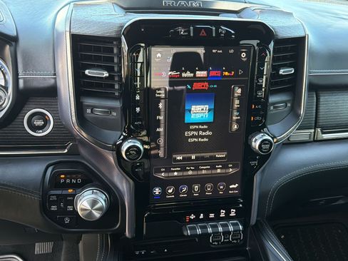 Used 2019 RAM 1500 Limited AWD/4WD image 19
