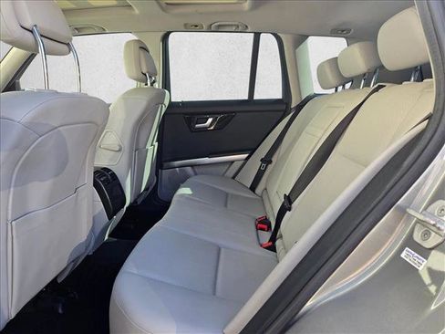 Used 2015 Mercedes-Benz GLK 350 4MATIC image 18