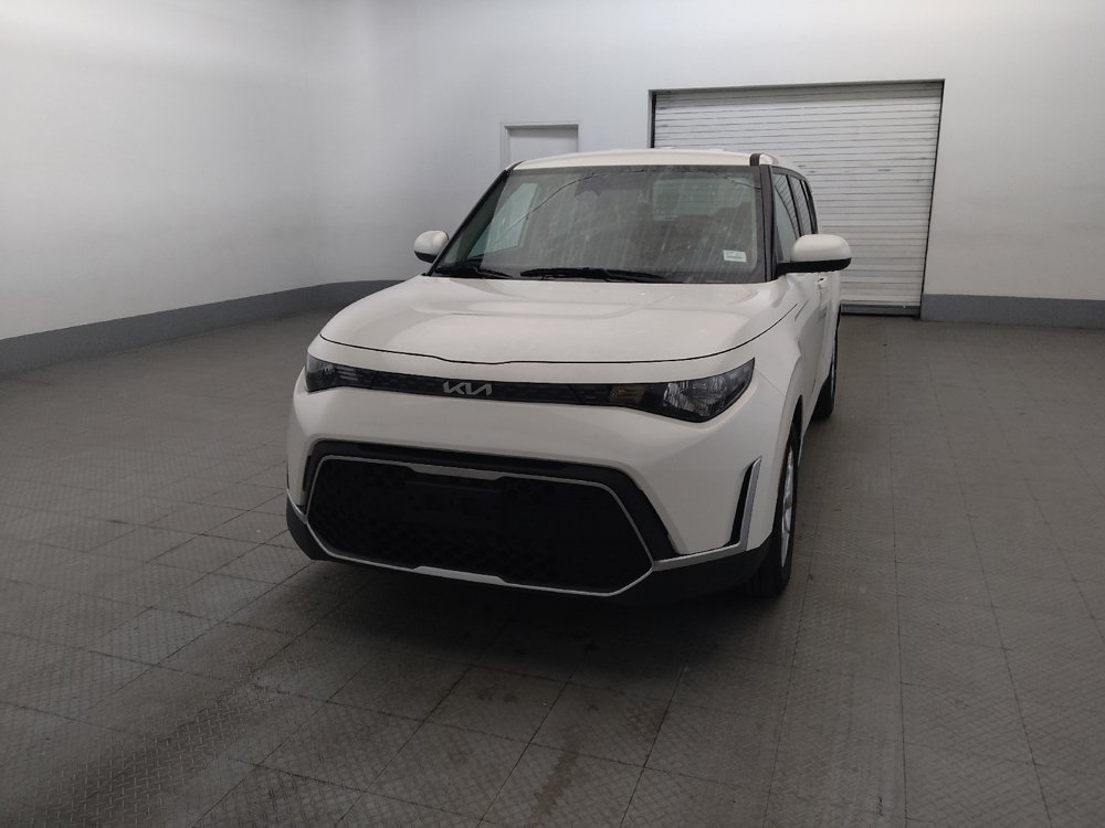 Used 2025 Kia Soul S FWD image 15