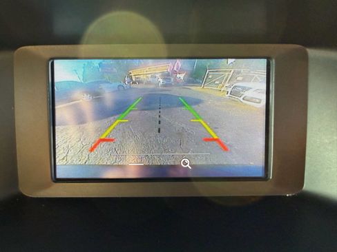 Used 2018 Ford Focus SE image 17