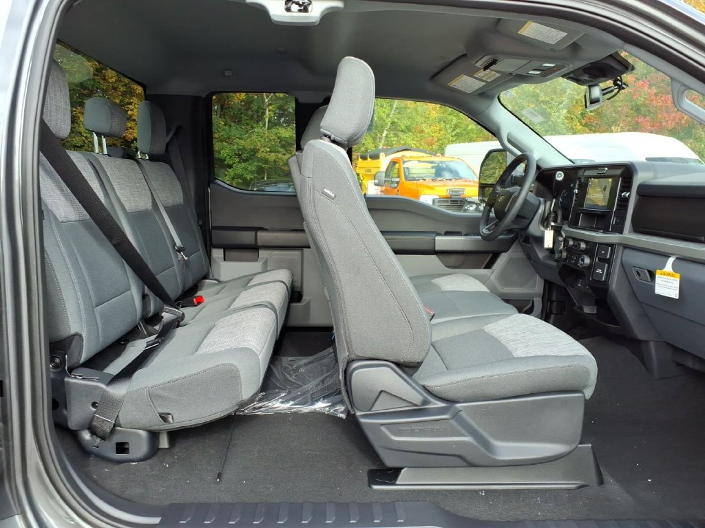 New 2027 Ford F350 XLT w/ Snow Plow Prep Package AWD/4WD image 14